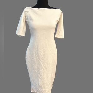 Lulu’s white body on dress